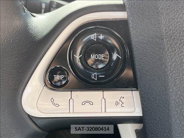 Toyota PRIUS 2016-08 281823-13