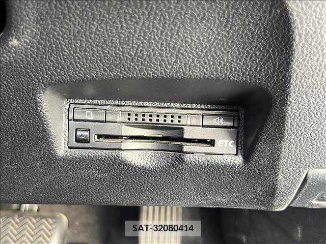 Toyota PRIUS 2016-08 281823-16