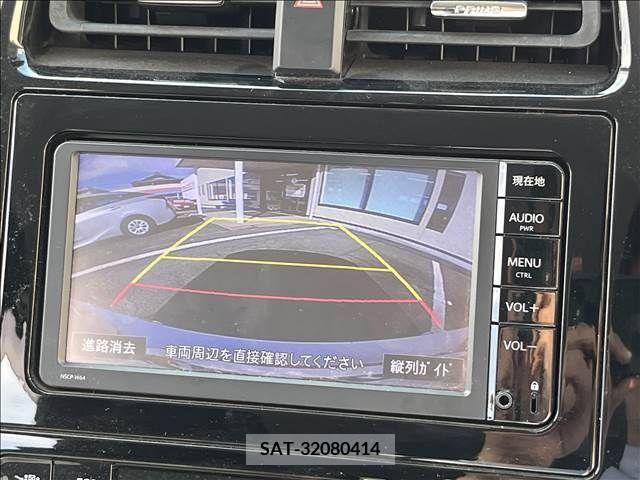 Toyota PRIUS 2016-08 281823-11