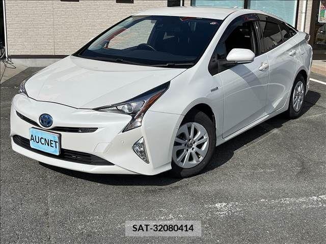 Toyota PRIUS 2016-08 281823-0