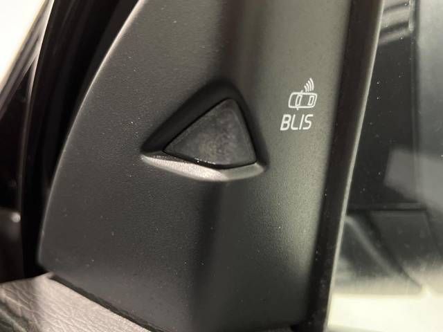 Volvo V40 2015-11 7143-9