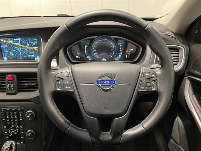 Volvo V40 2015-11 7143-8