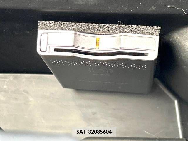 Honda N BOX CUSTOM 2014-01 328606-6
