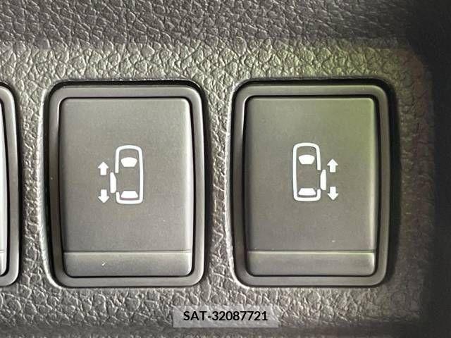 Nissan ELGRAND 2019-11 336626-4