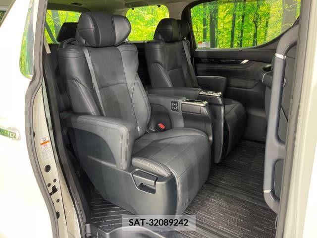 Toyota ALPHARD 2022-04 259207-9
