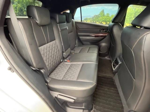 Toyota HARRIER HYBRID 2016-06 185164-9