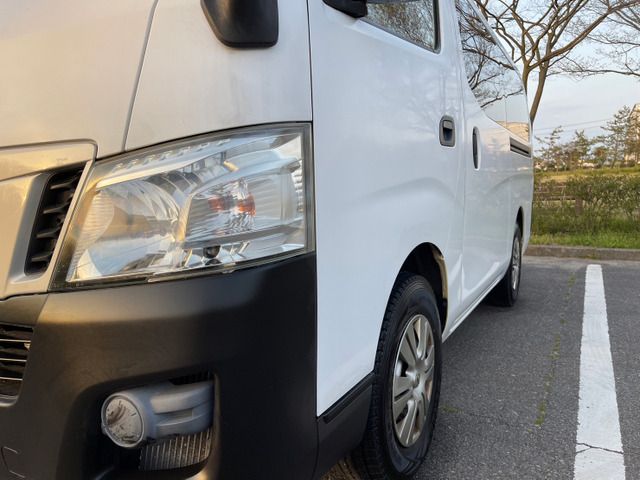 Nissan NV350 Caravan 2016-03 3865-15