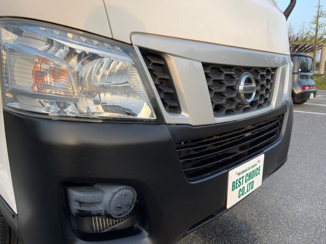 Nissan NV350 Caravan 2016-03 3865-14
