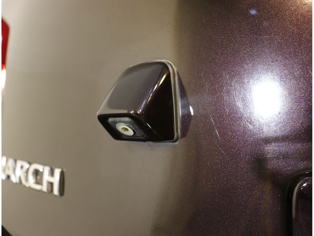 Nissan MARCH 2011-09 21877-23