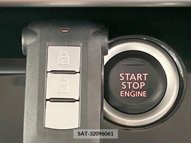 Nissan ROOX 2019-06 323928-7