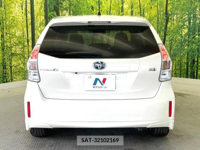 Toyota PRIUS ALPHA 2013-07 282466-15