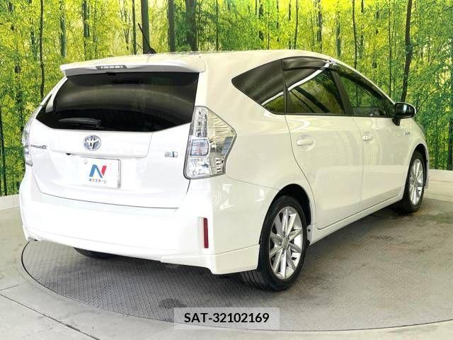 Toyota PRIUS ALPHA 2013-07 282466-17
