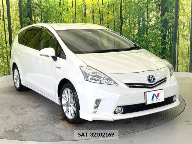 Toyota PRIUS ALPHA 2013-07 282466-16