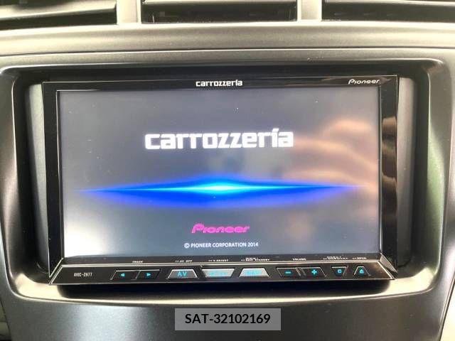 Toyota PRIUS ALPHA 2013-07 282466-2