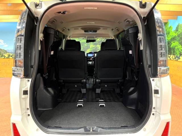 Toyota VOXY 2015-10 193044-10
