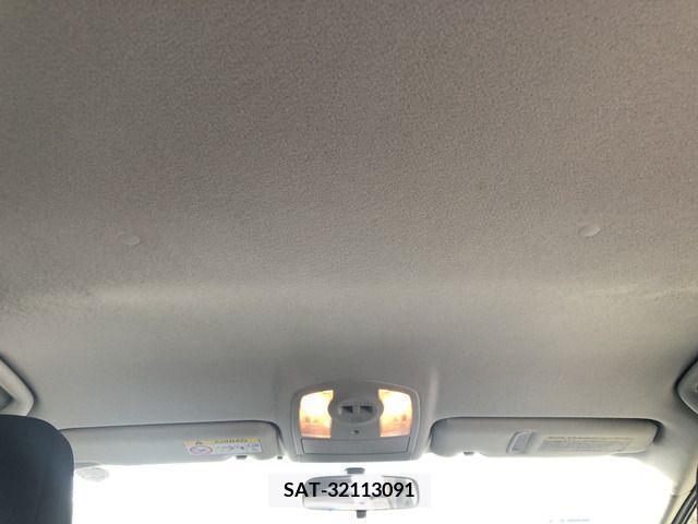 Toyota PRIUS 2012-12 282168-7