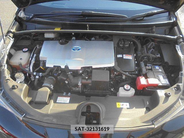 Toyota PRIUS 2016-08 238939-5