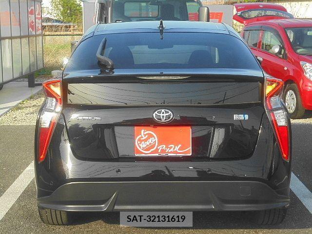 Toyota PRIUS 2016-08 238939-9
