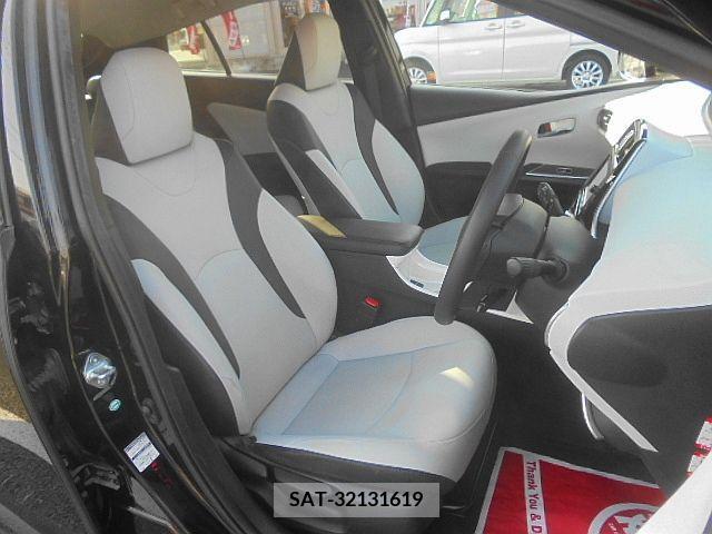 Toyota PRIUS 2016-08 238939-15