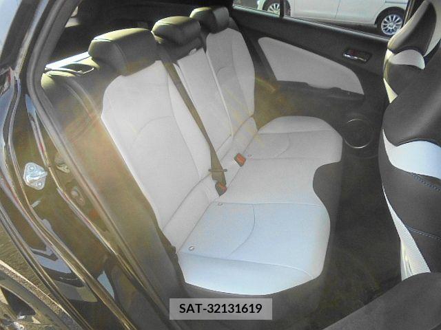 Toyota PRIUS 2016-08 238939-16