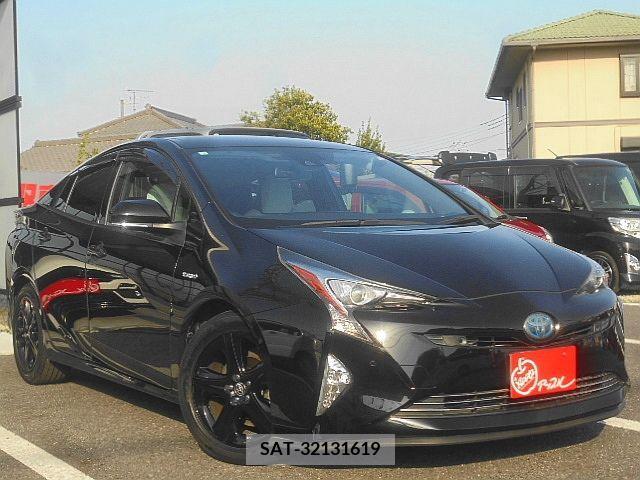 Toyota PRIUS 2016-08 238939-2