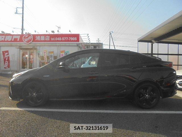 Toyota PRIUS 2016-08 238939-7