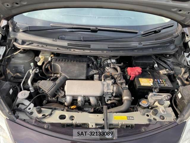 Nissan NOTE 2013-08 365476-18