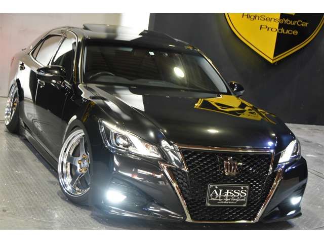 Toyota CROWN SEDAN 2015-12 2260-1