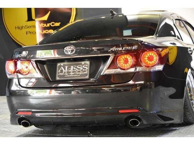 Toyota CROWN SEDAN 2015-12 2260-14
