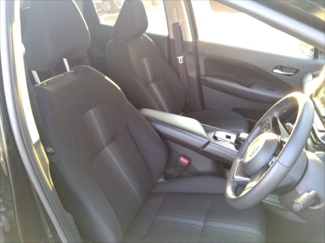Nissan NOTE 2022-05 18517-8