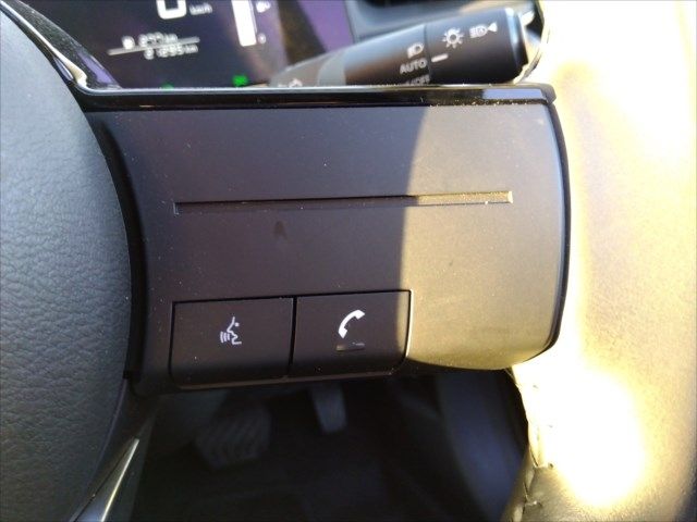 Nissan NOTE 2022-05 18517-15