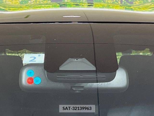 Toyota YARIS 2023-02 217171-2