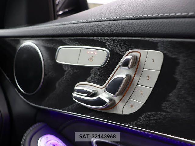 Amg C-CLASS 2019-08 293820-11