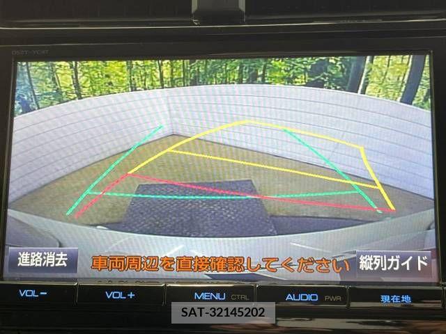 Toyota PRIUS 2016-06 282951-5