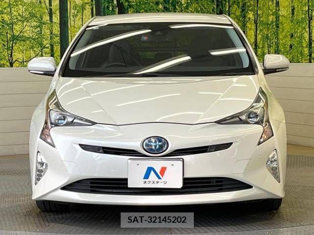 Toyota PRIUS 2016-06 282951-13