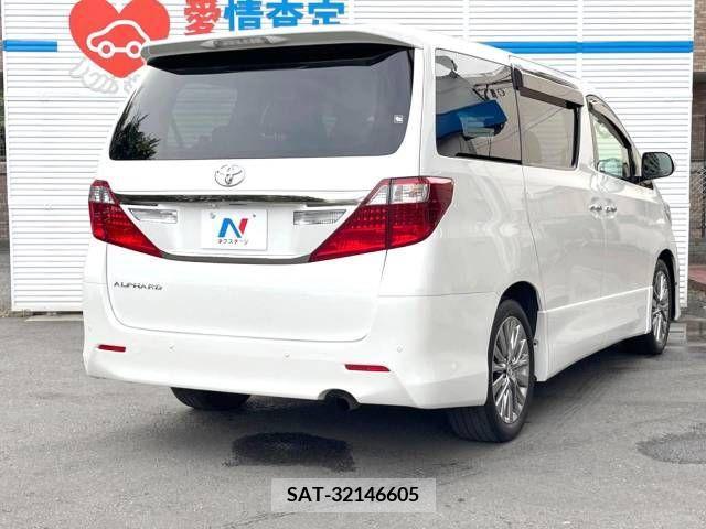 Toyota ALPHARD 2012-11 299897-18