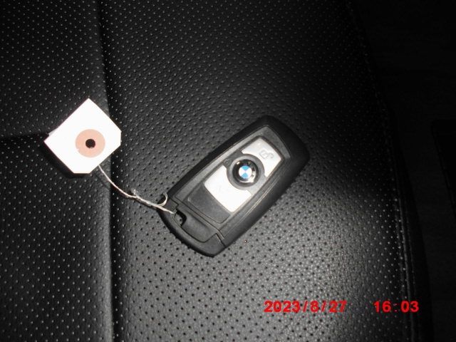 Bmw 3 SERIES 2015-08 11738-12