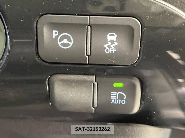 Toyota PRIUS 2018-12 217110-7