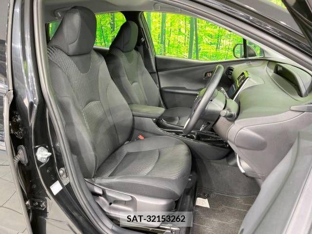 Toyota PRIUS 2018-12 217110-8