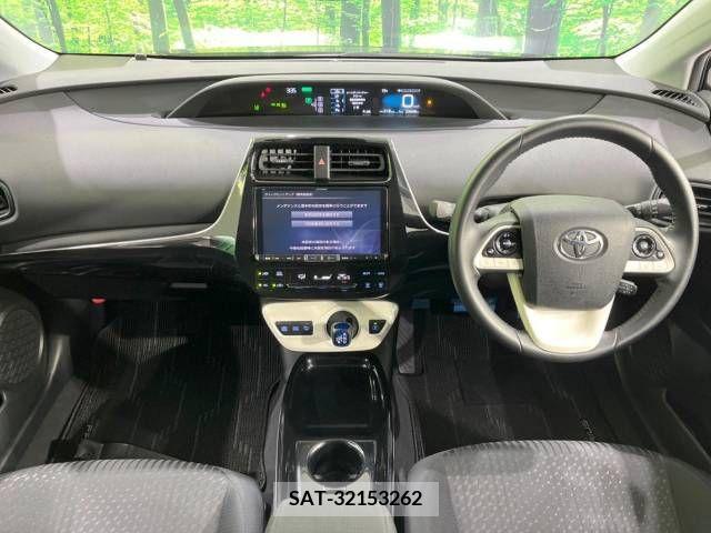 Toyota PRIUS 2018-12 217110-1