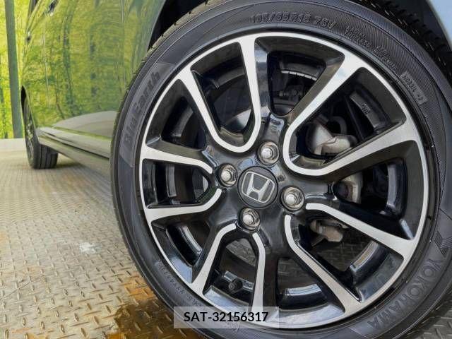 Honda N-ONE 2017-08 329311-13