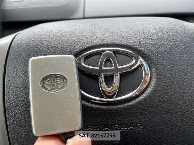 Toyota NOAH 2010-02 365149-8