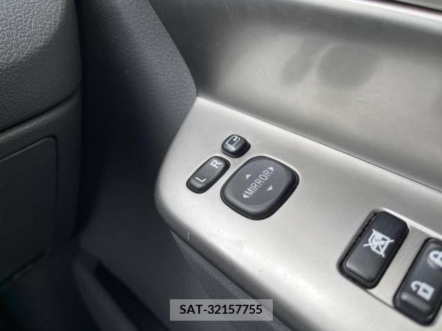 Toyota NOAH 2010-02 365149-7
