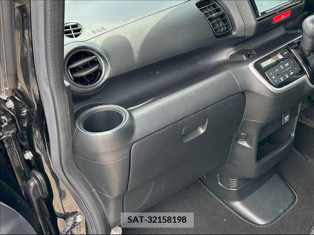 Honda N BOX 2017-09 306724-27