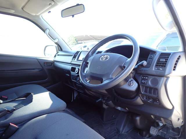 Toyota HIACE VAN 2017-04 19311-15