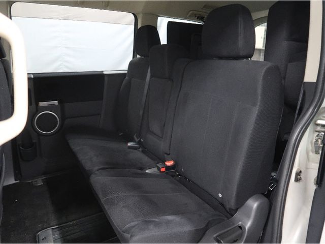 Mitsubishi DELICA D5 2015-03 16922-15