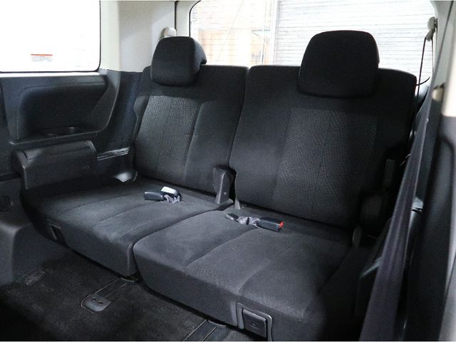 Mitsubishi DELICA D5 2015-03 16922-21