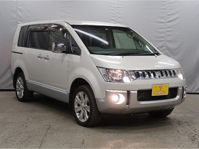 Mitsubishi DELICA D5 2015-03 16922-26