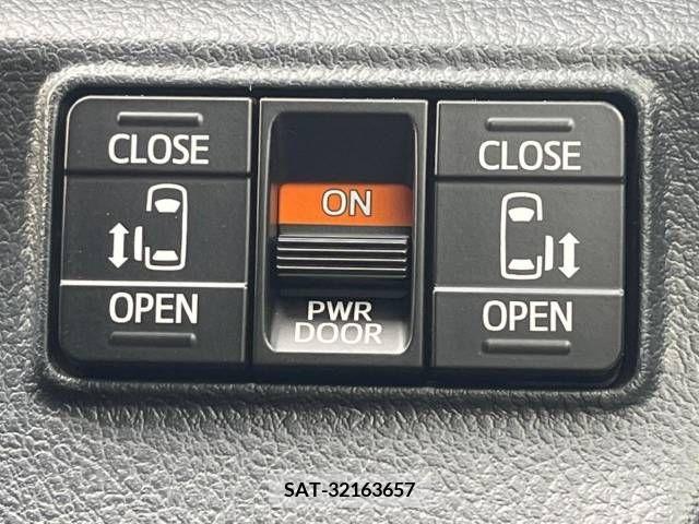Toyota SIENTA 2019-01 368204-2
