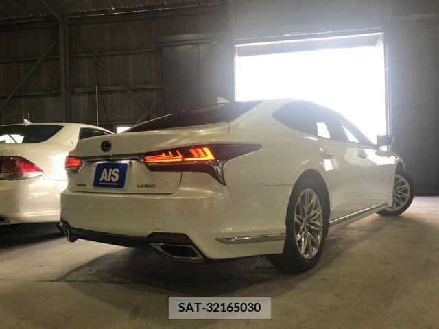 Lexus LS 2018-01 221020-2